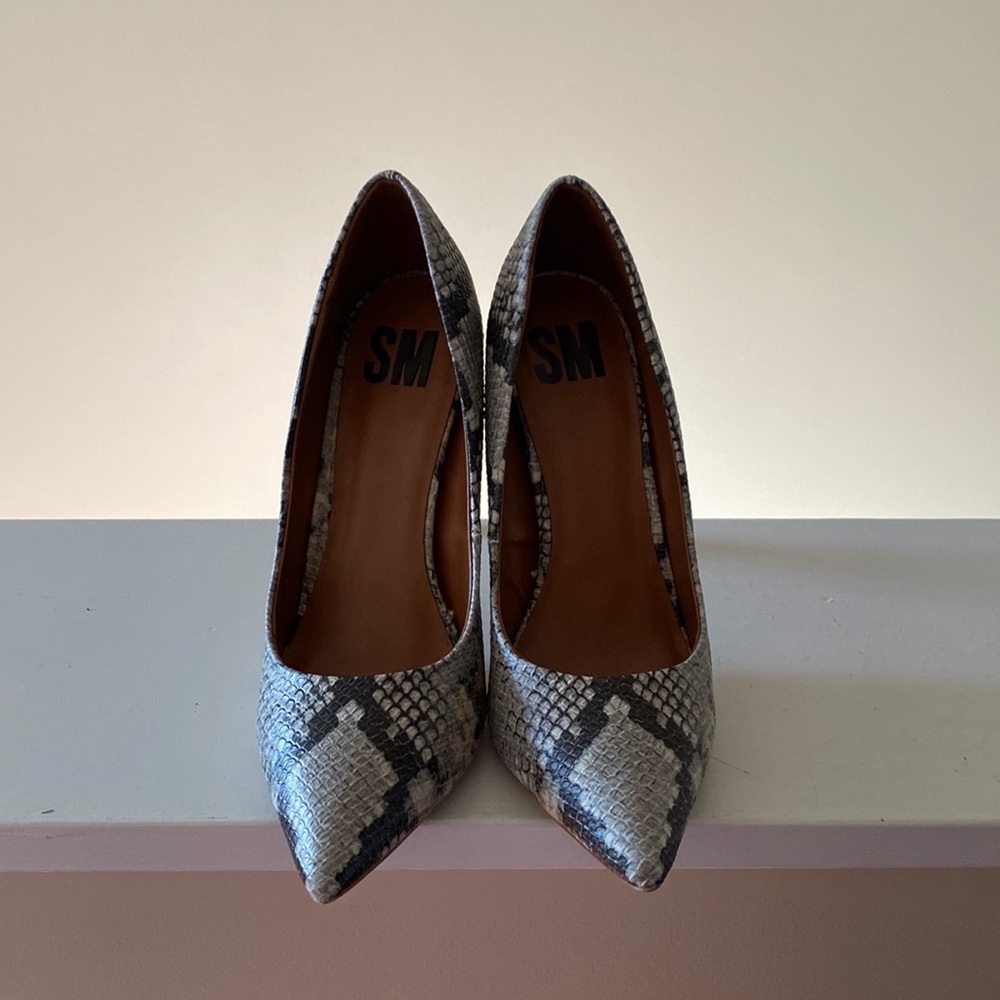 SM New York Snakeskin Pumps